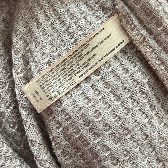 Anthropologie Saturday Sunday Women's Waffle Knit Thermal Top Purple Wrap Small - Picture 5 of 5